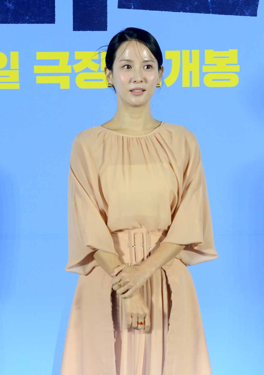 [SW포토]배우 조여정,'좀비 있으면 연락 주세요!'